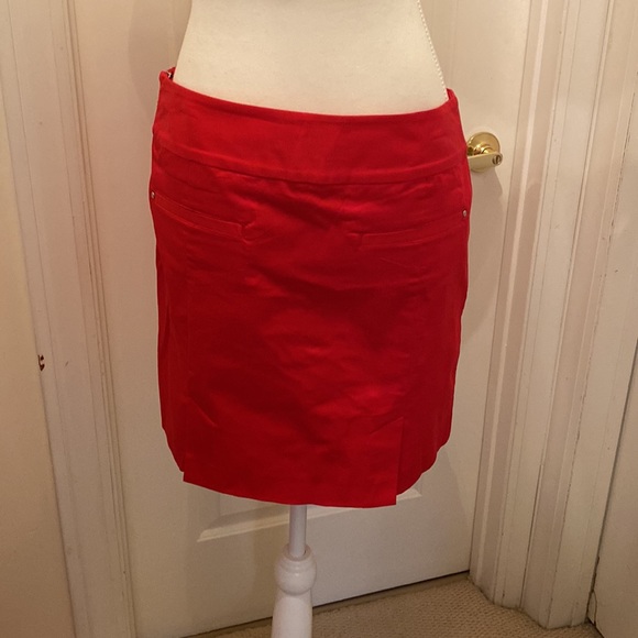 Golf skort. - Picture 2 of 3